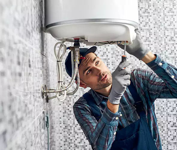Expert Plumber for Hot Water Tank Maintenance in Lakewood, WA: Schedule Reliable Maintenance Services with Us